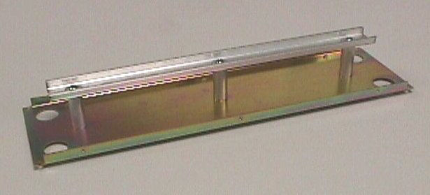 dcdm-rear_615p.jpg  (24.5 Kb)