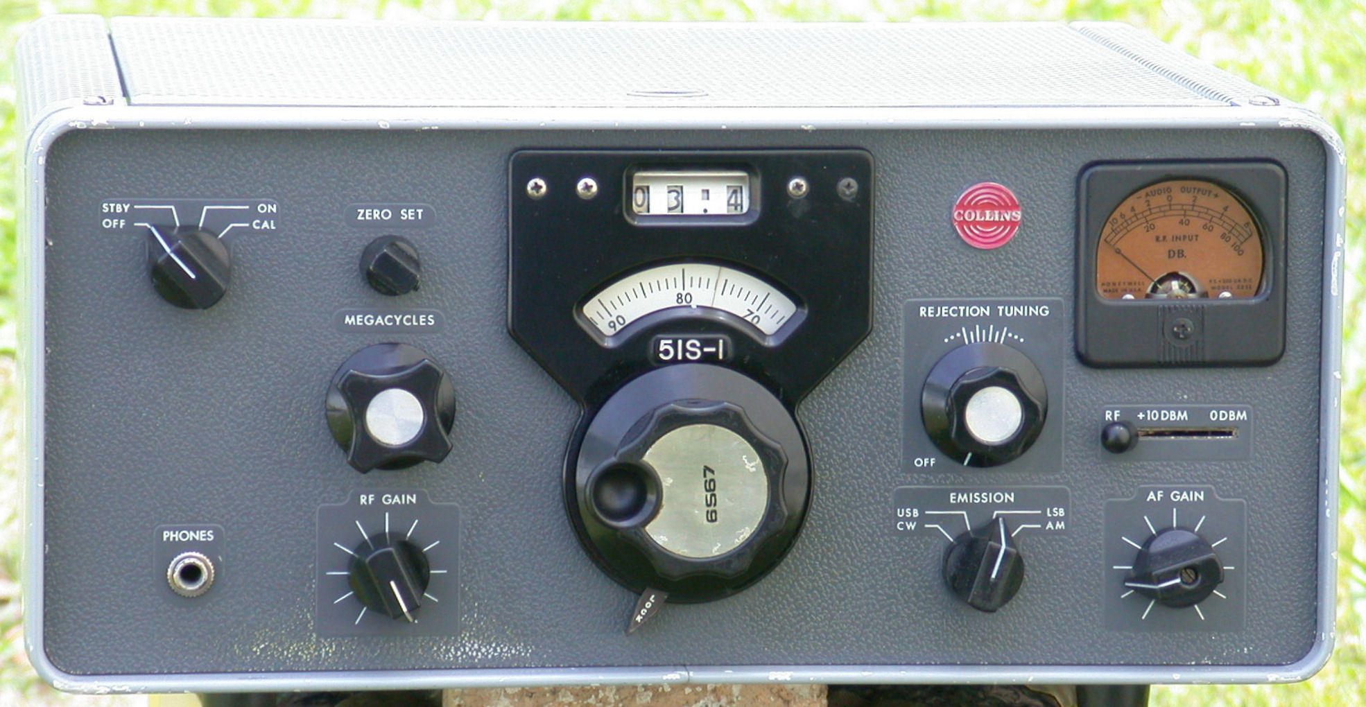 51S1-Collins_00.jpg  (339.1 Kb)