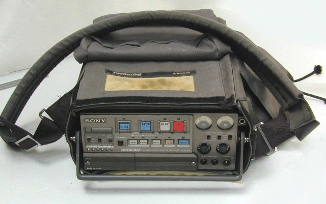Sony-BVP25P-L31Bag-640_1.gif  (146.3 Kb)