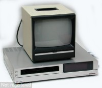 Mitsubishi-HS5424&Monitor.jpg  (151.3 Kb)
