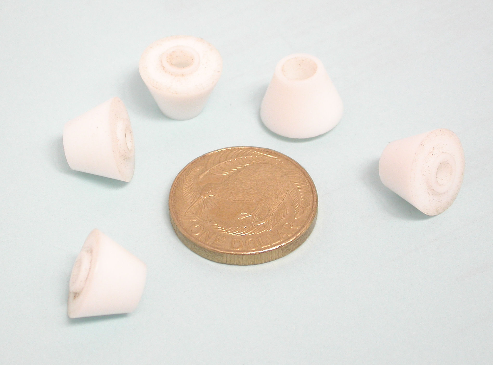 13x8x3mm5-PTFE_010.JPG  (275.9 Kb)