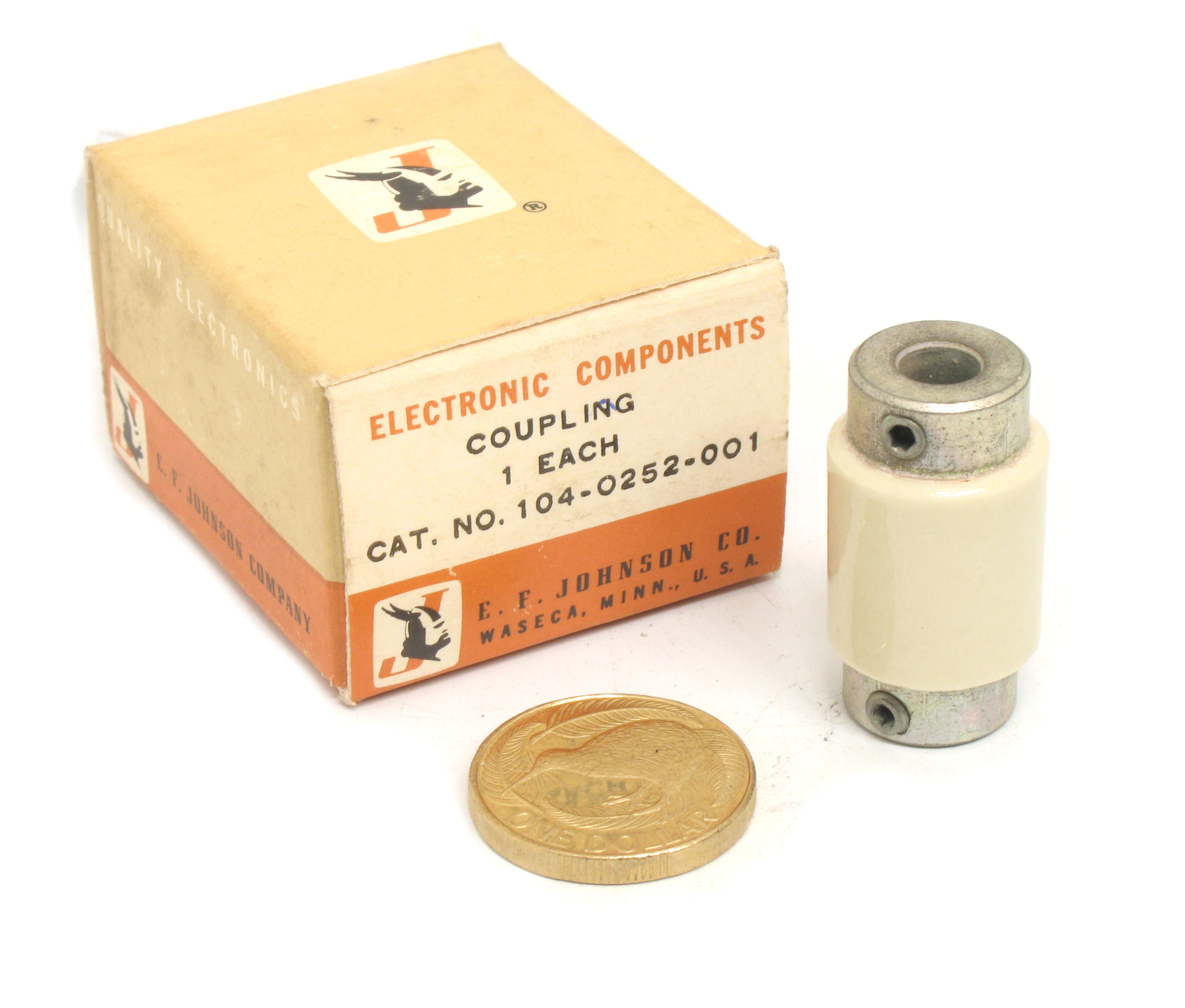 32x19-6mm35-104-0252-Johson_00.JPG  (546.9 Kb)