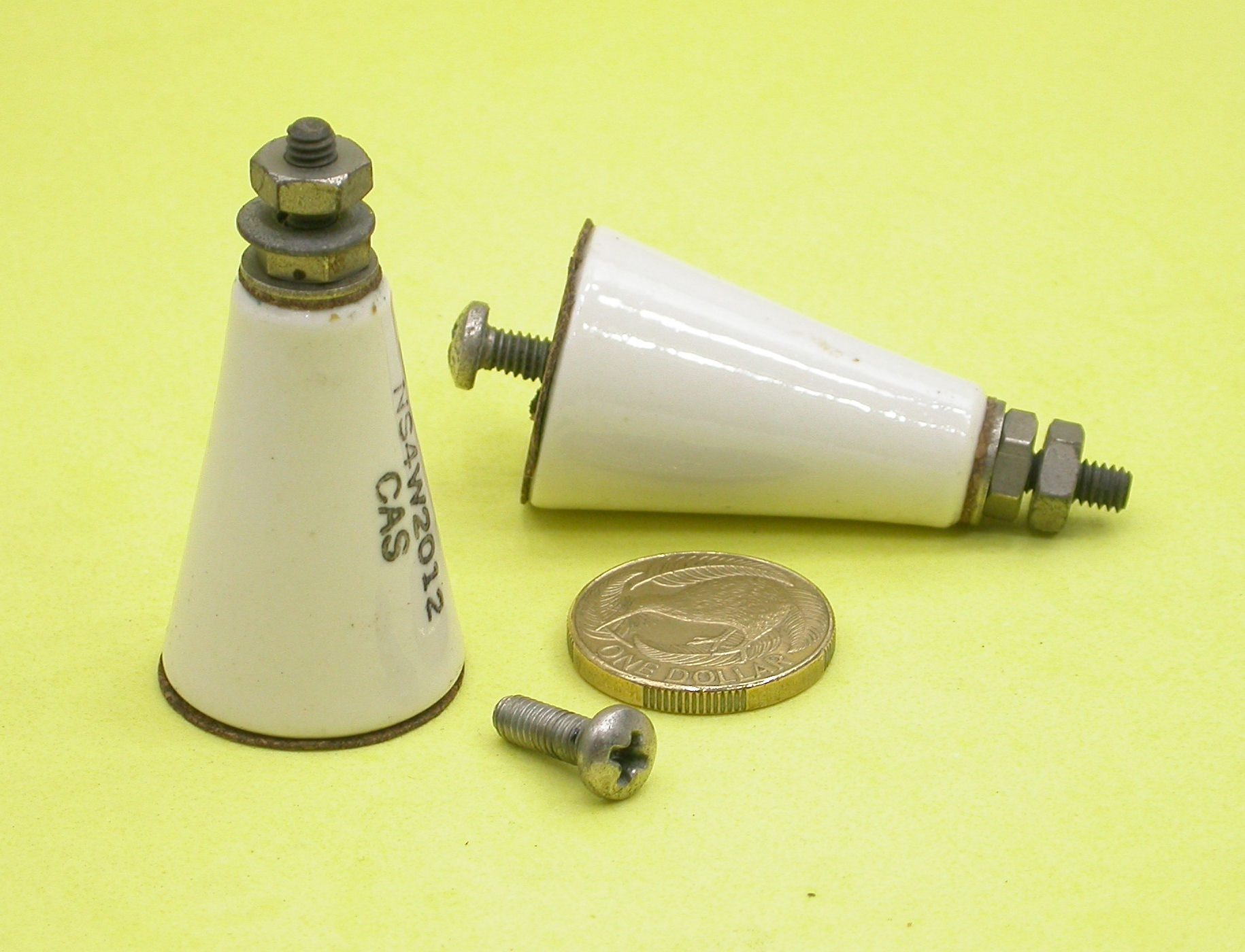 SO-38x25-632UNC-NS4W2012-CAS_04.JPG  (294.9 Kb)