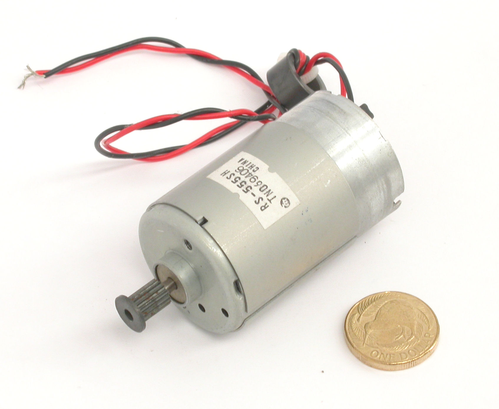 30Vdc-65W-7k4rpm-RS-555SH-Mabuchi_04.JPG  (193.5 Kb)
