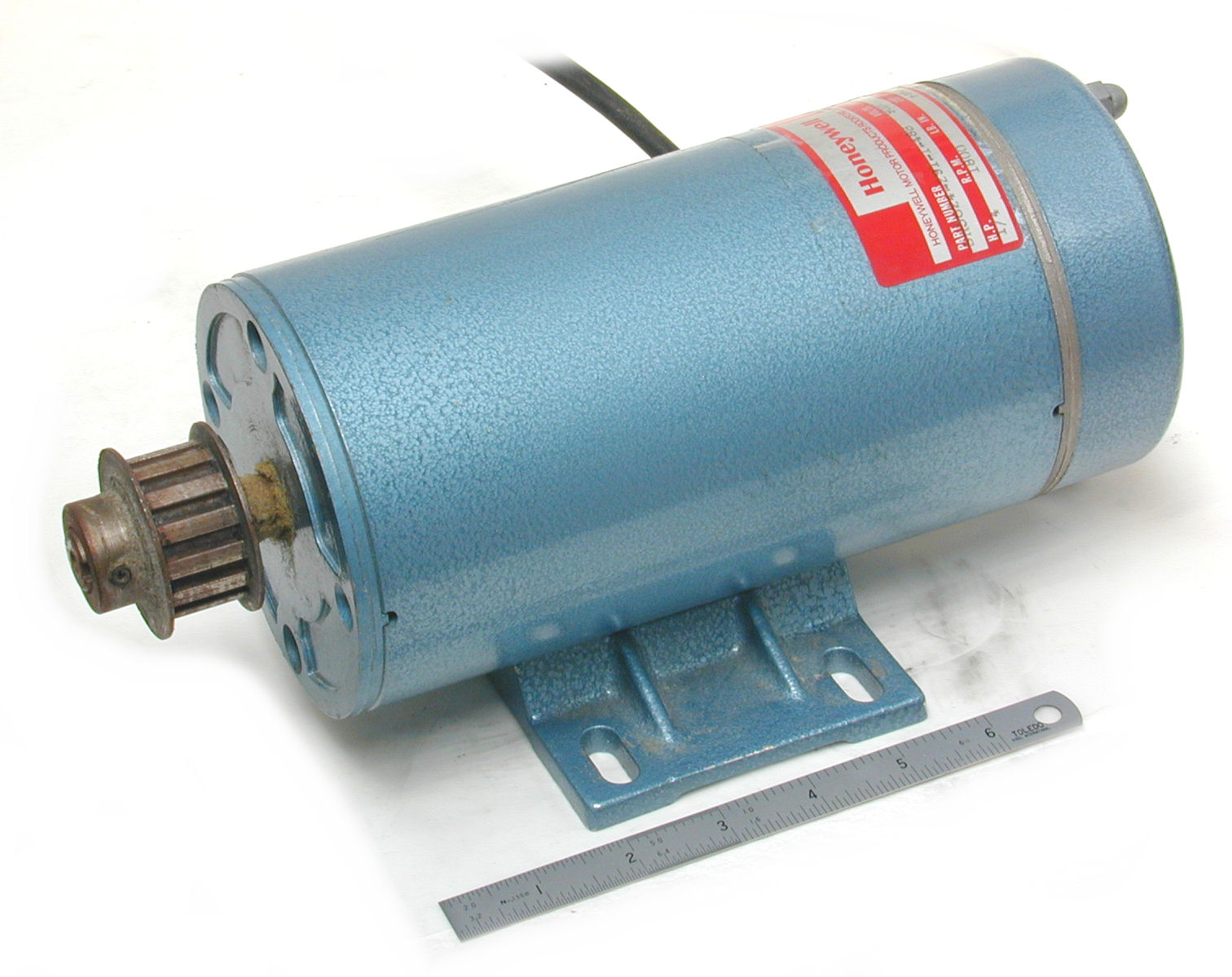 90V-2A5-1800rpm-HW-PM_00.jpg  (233.8 Kb)