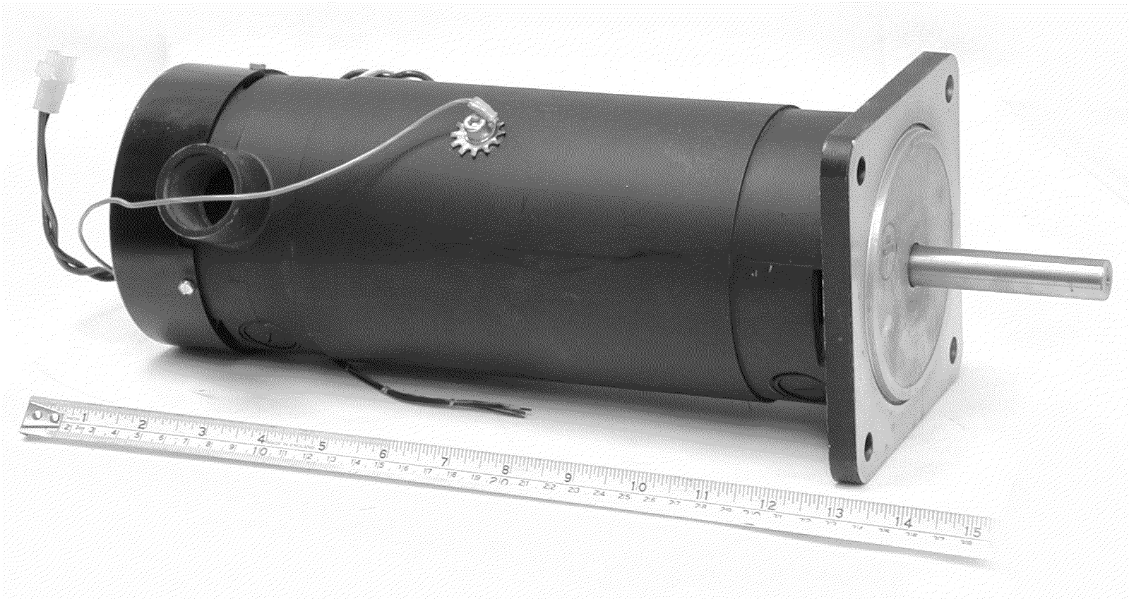 Ametek-119106-230VDC_01_GS.gif  (133.2 Kb)