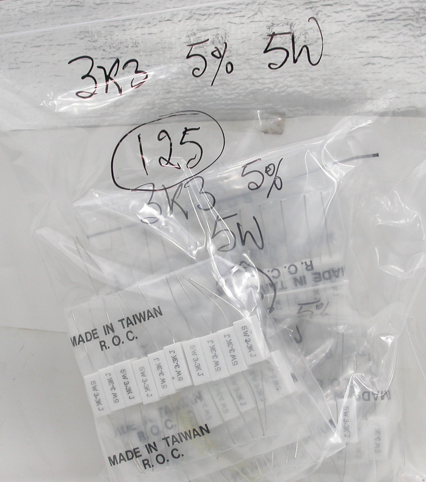 3K3-J-5W-WW-AX-R5W_Bag.JPG  (270.9 Kb)